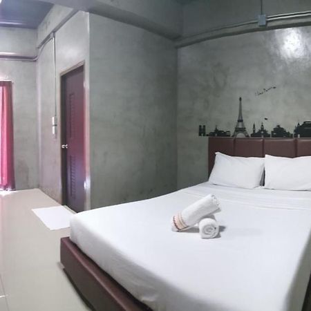 Kp Place Lop Buri Exterior foto